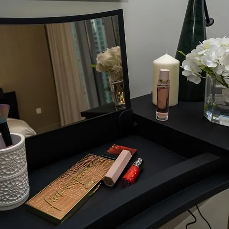 Majestay - Luxury Living Dubaï Extérieur photo